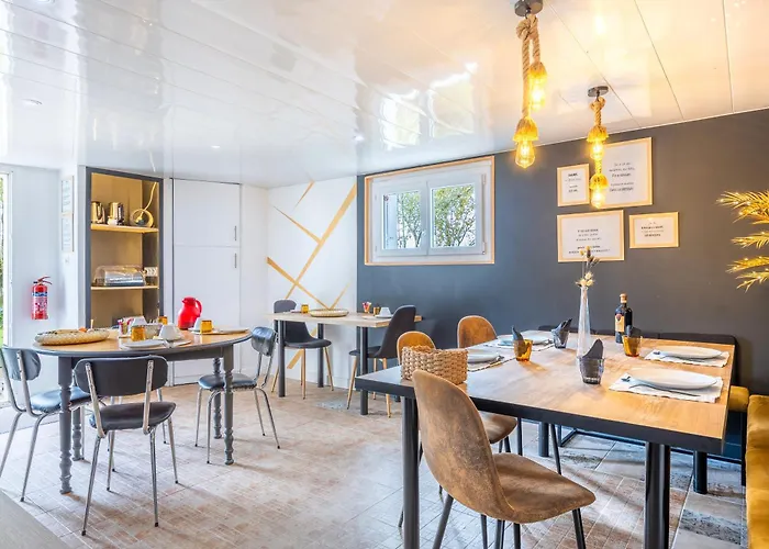 D'hotes Le Boiziller Bed & Breakfast